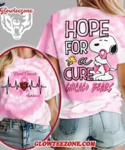 Chicago Bears 2025 Nfl Breast Cancer Awareness Snoopy Hope For A Cure All Over Print Shirt