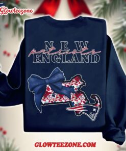 New England Patriots 2025 Nfl Cozy State Bow Sweatshirt 2